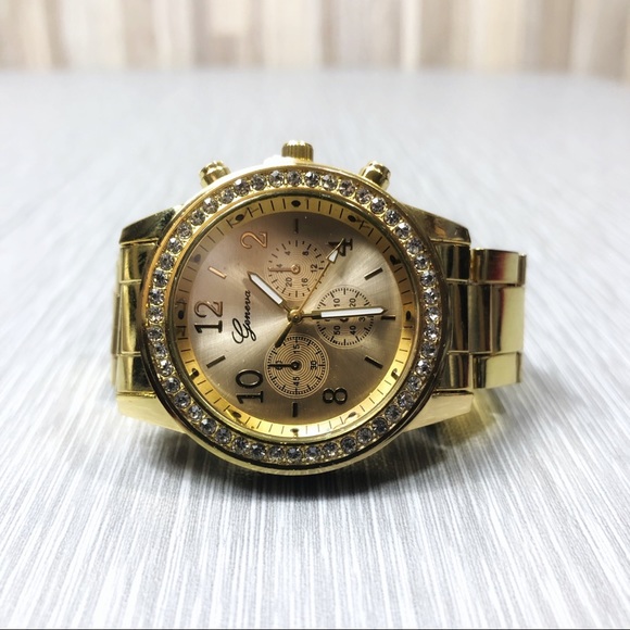 Geneva | Gold Stud Watch - Picture 3 of 5